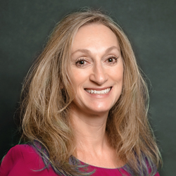 Renee, Payroll Account Manager 1